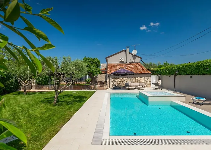 Villa Mala